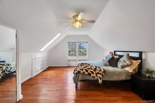 50 Sudbury Ln, Westbury, NY 11590 - Photo 40