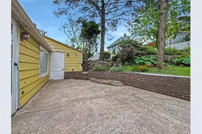 1311 Henry Avenue, Mamaroneck, NY 10543 - Photo 18