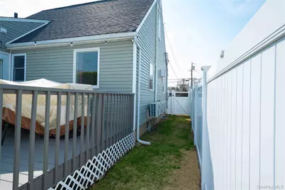 2381 Yorktown Street, Oceanside, NY 11572 - Photo 46