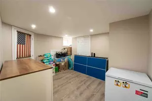 2381 Yorktown St, Oceanside, NY 11572 - Photo 36