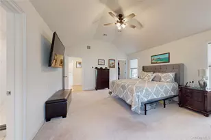 77 Kensington Ln, Poughkeepsie, NY 12603 - Photo 32