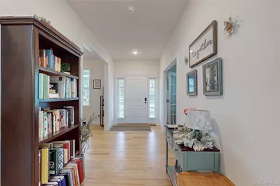 77 Kensington Lane, Poughkeepsie, NY 12603 - Photo 12