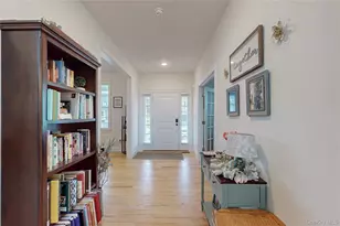 77 Kensington Ln, Poughkeepsie, NY 12603 - Photo 12