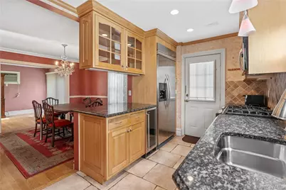 103 Petersville Road, New Rochelle, NY 10801 - Photo 8