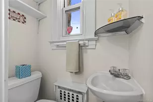 103 Petersville Rd, New Rochelle, NY 10801 - Photo 14