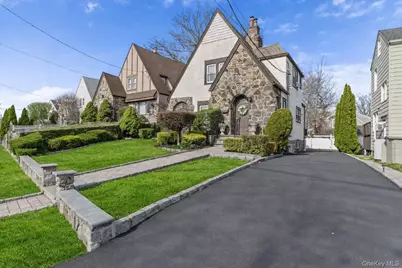 103 Petersville Road, New Rochelle, NY 10801 - Photo 26