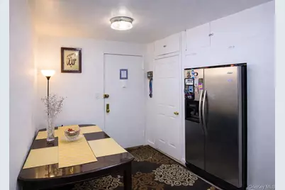 8616 60th Avenue #5P, Elmhurst, NY 11373 - Photo 6