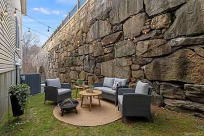 7-2 Wells Park Drive, Yonkers, NY 10705 - Photo 26