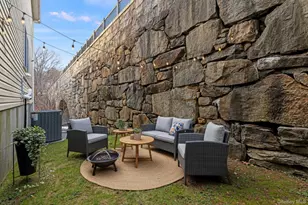 72 Wells Park Dr, Yonkers, NY 10705 - Photo 26