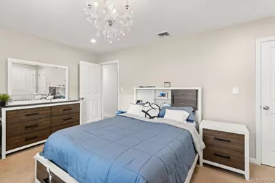 7-2 Wells Park Drive, Yonkers, NY 10705 - Photo 8