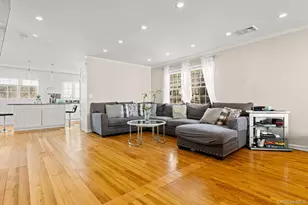 72 Wells Park Dr, Yonkers, NY 10705 - Photo 4