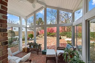 57 Knott Dr, Glen Cove, NY 11542 - Photo 26