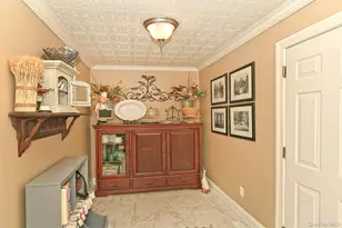 4 Rolling Wood Ct, Hauppauge, NY 11788 - Photo 18