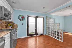 3780 Greentree Dr, Oceanside, NY 11572 - Photo 8