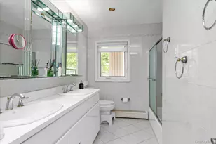 3780 Greentree Dr, Oceanside, NY 11572 - Photo 20