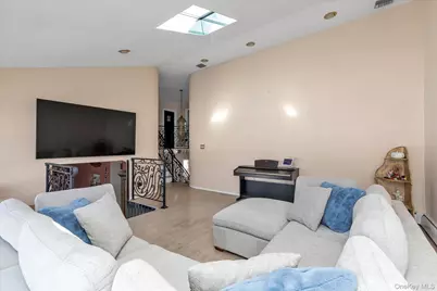 3780 Greentree Drive, Oceanside, NY 11572 - Photo 14