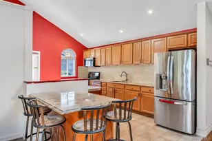 96 Rosedale Rd, Woodmere, NY 11581 - Photo 16