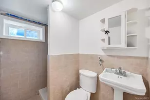 96 Rosedale Rd, Woodmere, NY 11581 - Photo 36