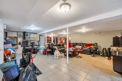 96 Rosedale Road, Woodmere, NY 11581 - Photo 34