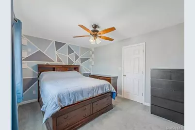 3229 Glennon Place, Bronx, NY 10465 - Photo 8