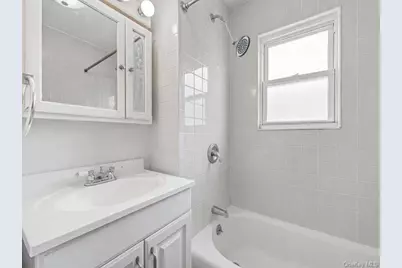 3229 Glennon Place, Bronx, NY 10465 - Photo 12