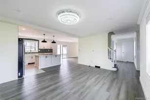 72 Sugar Maple Rd, Levittown, NY 11756 - Photo 6