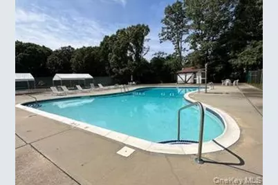 86 Bailey Court #86, Middle Island, NY 11953 - Photo 16