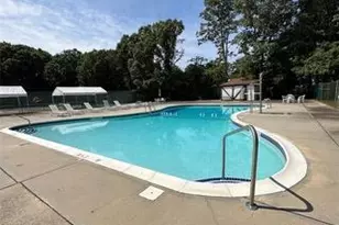 86 Bailey Ct, Middle Island, NY 11953 - Photo 16