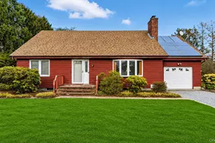 120 Promenade Dr, Aquebogue, NY 11901 - Photo 2