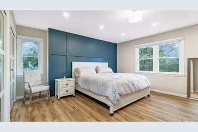 120 Promenade Drive, Aquebogue, NY 11901 - Photo 16