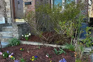 93-18 240th St, Bellerose, NY 11426 - Photo 8