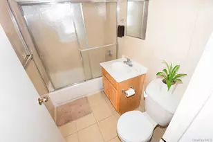 75-53 197th St, Fresh Meadows, NY 11366 - Photo 6