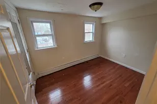 28 Hasbrouck St, Newburgh, NY 12550 - Photo 8