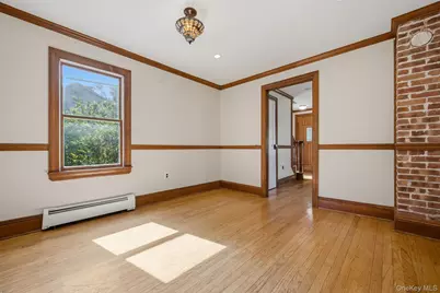 302 E Broadway, Port Jefferson, NY 11777 - Photo 12