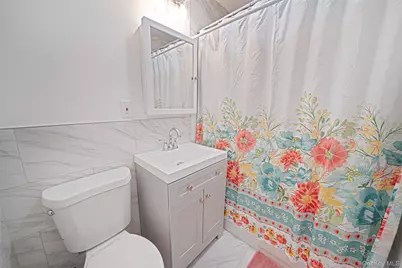 290 Lowndes Avenue #C, Huntington Station, NY 11746 - Photo 14