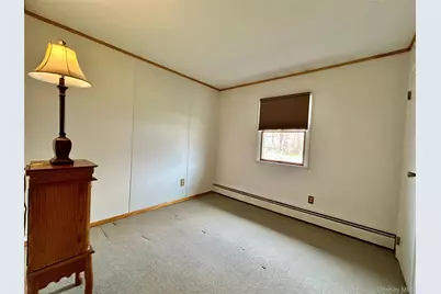 136 B Hampton Avenue, Mastic, NY 11950 - Photo 4
