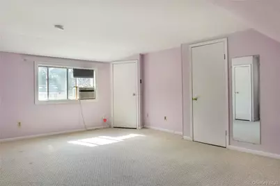 204 E 19th Street, Huntington Station, NY 11746 - Photo 16