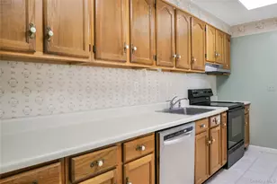 204 E 19th St, Huntington Station, NY 11746 - Photo 10