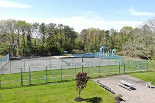 88 Drexelgate Ct, Middle Island, NY 11953 - Photo 24