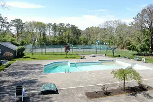 88 Drexelgate Ct, Middle Island, NY 11953 - Photo 22