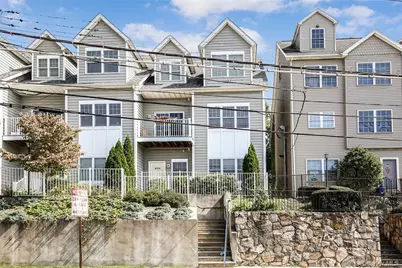 297 W Post Road, White Plains, NY 10606 - Photo 1
