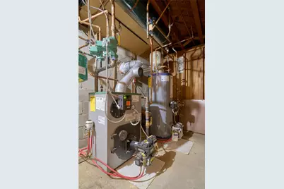 42 Peary Street, West Babylon, NY 11704 - Photo 24