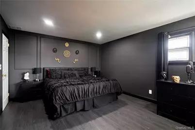 42 Peary Street, West Babylon, NY 11704 - Photo 12