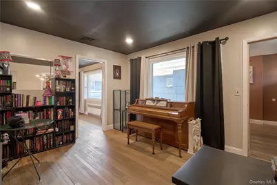 42 Peary Street, West Babylon, NY 11704 - Photo 10