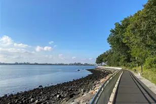 114-63 Dalian Ct, College Point, NY 11356 - Photo 16