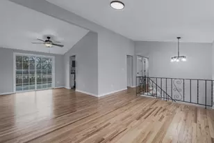 45 Magnolia Dr, Selden, NY 11784 - Photo 8