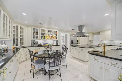 117 Plainview Road, Woodbury, NY 11797 - Photo 28