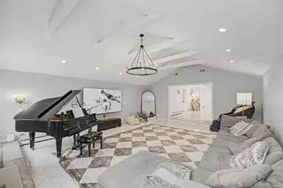 117 Plainview Road, Woodbury, NY 11797 - Photo 34