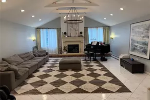 117 Plainview Rd, Woodbury, NY 11797 - Photo 18