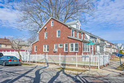 96 Colonial Road, Floral Park, NY 11001 - Photo 2